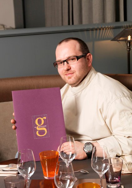 Un chef gourmand, Sébastien Ginestet, issu d’une lignée de gastronomes et passé plus de 10 ans dans différents restaurants de Ducasse et de Constant.