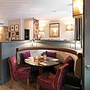 Au Gourmand, le menu du déjeuner change chaque semaine. Excellent rapport qualité prix: 26 € pour 2 plats et 31 € pour 3 plats. Environ 30 couverts dans un cadre flambant neuf à deux pas de la Comédie Française.