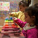 18 couleurs de peinture que l'on peut mélanger.