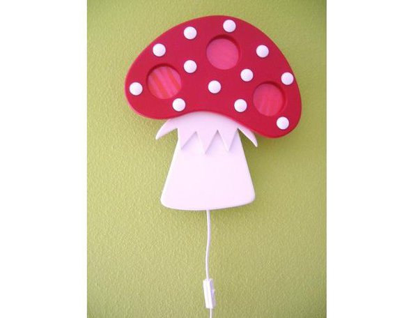 Une lampe pour les enfants. 69 €. Création BoeschiSchlummerlampen. DaWanda.com