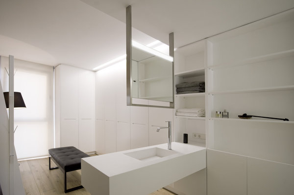 Une salle de bains 100% Hi-Macs.