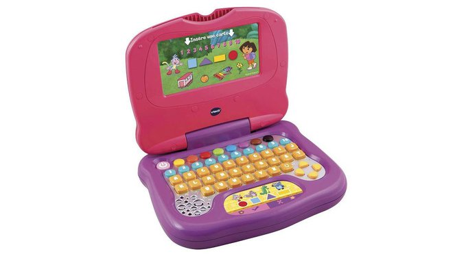 Vtech propose le premier ordinateur pour petite fille sous l’effigie de l’exploratrice bien connue Dora. Vtech propose le premier ordinateur pour petite fille sous l’effigie de l’exploratrice bien connue Dora.