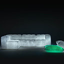 Via Lattea, version nuit, éclairé de l’intérieur. Création Mario Bellini, éditée par Meritalia, 2007.