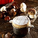 Une jolie entrée automnale dans laquelle le puissant parfum du cèpe répond à la douce châtaigne.