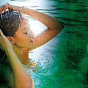 Soin et spa ressourçant avec des crèmes et onguents concoctés avec des essences végétales vosgiennes.