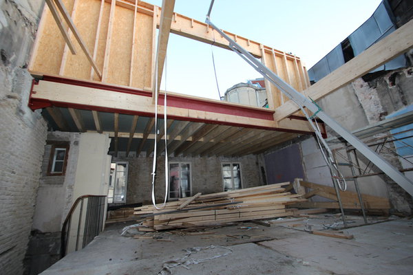 Des travaux de titan : création du second et 3ème niveau.