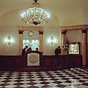 Le lobby de l'hôtel Lutetia. Des travaux pharaoniques seront confiés en 2014 à Jean-Michel Wilmotte pour une réhabilitation complète.