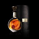 1000 flacons seulement pour la carafe de prestige Bacardi. Un rhum chic dans une carafe en forme de noix de coco.