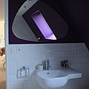 De ce côté, à l’étage, deux chambres d’enfant, et une autre salle de bains semi-ouverte.