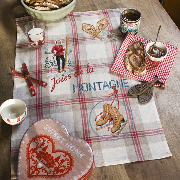 En lin, le torchon joies de la montagne a broder au point de croix.