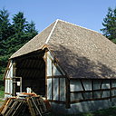 Une habitation saine, durable, au meilleur rapport/qualité/prix/performance, économe en énergie est l’atout d’une maison en bois. Léonard Charpentes.