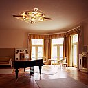 En 1890, il présenta ses œuvres de mobilier en bois dans la Galerie «  l’Art nouveau » de Samuel Bing à Paris, et devint ensuite connu internationalement. Il construisit en 1895 sa propre maison à Bruxelles.