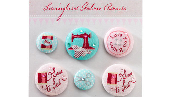 Brads sewing birds de la collection Tilda.