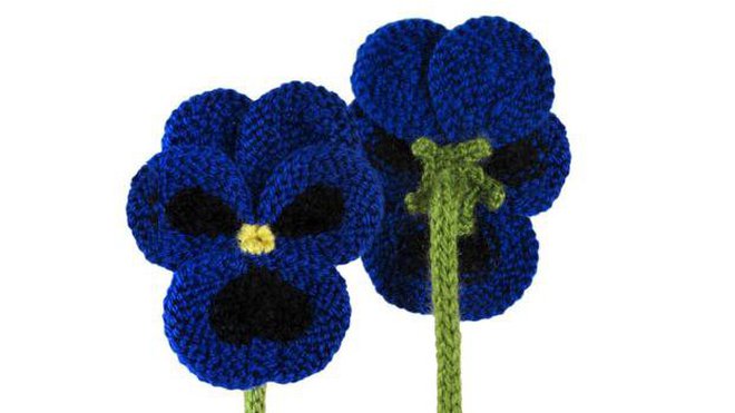 Les Pensées fabriquées à partir de restes de laine.