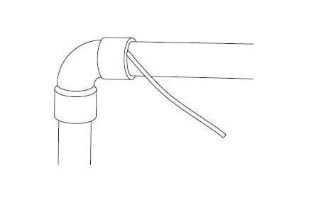 Etape 7. C’est le tube chaud qui doit faire fondre la brasure, et non la flamme du chalumeau.