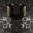 Les verres «  Kimono Glass » de Sptoshi Umeno empruntent trois techniques artisanales traditionnelles japonaises : l’edo-kiriko, l’edo-shôshi et l’edo-hori. Ces verres, fait mains ; sont extrêmement fins (moins de 1 mm).