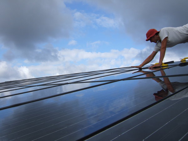 Chantier à Saint-Brévin les Pins (Loire Atlantique). La confiance des Français, quant à la viabilité et l’efficacité des énergies renouvelables, est en nette hausse.