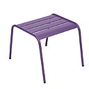 Résistante aux intempéries et aux UV, cette petite table basse Monceau est idéale comme bout de canapé ou table d’appoint pour égayer votre terrasse cet été. 60,40 €, Leroy Merlin.