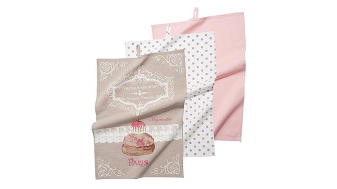 Maisons du Monde propose une déclinaison de torchons "popcake" pour les férus de pâtisserie. Maisons du Monde propose une déclinaison de torchons "popcake" pour les férus de pâtisserie.