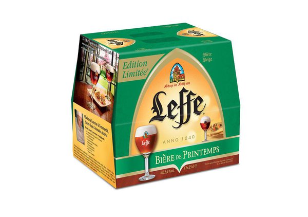 Parfum délicat de girofle et de vanille, touches de caramel un peu sucrées... la Leffe printanière est une élégante bière qui offre une belle inspiration à la chef Hélène Darroze pour créer quelques recettes de saison.