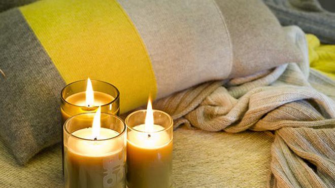 De nombreux produits introuvables dans le commerce sont présents sur le site, comme ces bougies parfumées artisanales, qui restent pour le moment l’apanage d’Esensual Living.