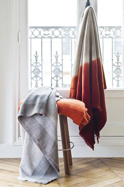 La cofondatrice du site n’est autre qu’Anne-Line Hansen, ancienne directrice générale de grandes maisons de luxe comme Chanel, Armani, Roger Vivier...