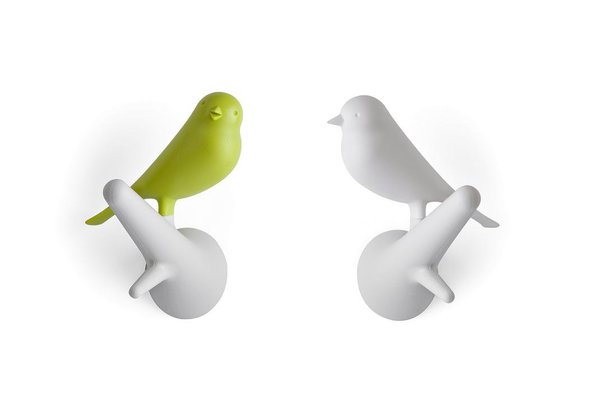 Bucoliques à souhait, ces charmants petits oiseaux posés sur une branche feront des patères romantiques dans votre entrée. 13,90 € les deux chez Décoclico