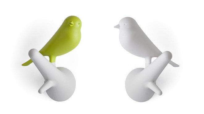 Bucoliques à souhait, ces charmants petits oiseaux posés sur une branche feront des patères romantiques dans votre entrée. 13,90 € les deux chez Décoclico Bucoliques à souhait, ces charmants petits oiseaux posés sur une branche feront des patères romantiques dans votre entrée. 13,90 € les deux chez Décoclico