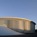 Sur le Kirchberg, s'élève les bâtiment de la philharmonie.