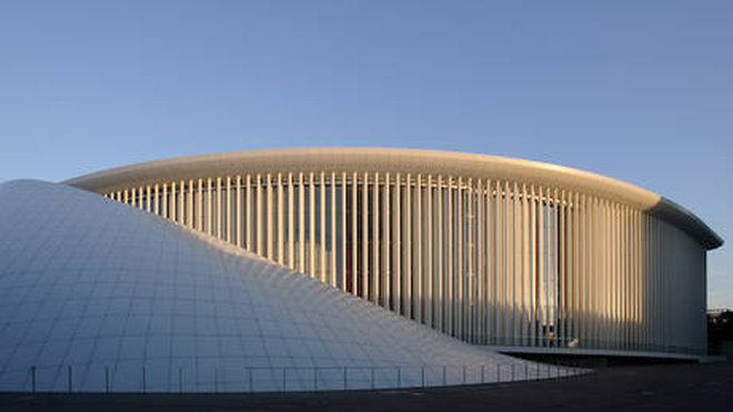 Sur le Kirchberg, s'élève les bâtiment de la philharmonie. Sur le Kirchberg, s'élève les bâtiment de la philharmonie.