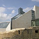 Prolongement des bases du fort Thüngen, le musée d'art moderne,le Mudam, œuvre du sino-américain Leoh Ming Pei.