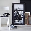 Fenêtre avec vue, ou comment transformer une vieille fenêtre en cadre pour photo format XXL