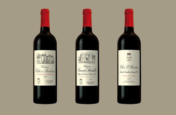 Les trois grand crus de l'exploitation familiale: le Château Côtes de Baleau, le Clos Saint-Martin, le Château les Grandes Murailles.