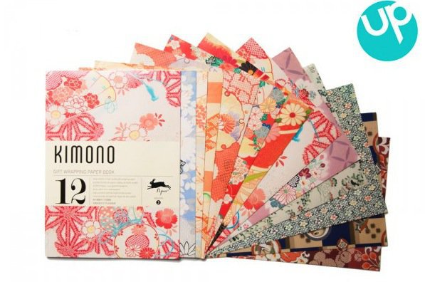Décoration murale ou découpage, la pochette contient 12 papiers assortis aux motifs kimonos.