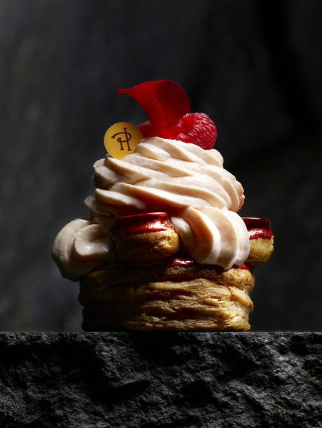 Letchis, framboises et rose pour les douces saveurs orientales d'Ispahan.