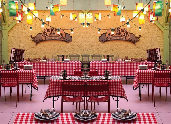 Ces indispensables nappes à carreaux apportent l’élégance et le style des anciens bistrots dans vos intérieurs. 140x140 cm, 79 €, Le Jacquard Français.