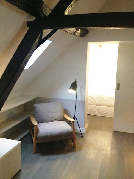 Le mobilier de style vintage apporte son côté design intemporel.