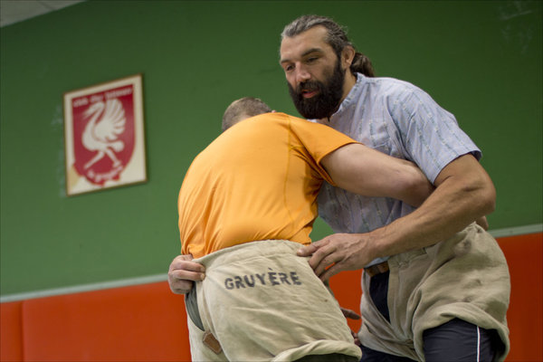Le formidable regain de la lutte à la culotte, avec comme ambassadeur le rugbyman Sébastien Chabal.