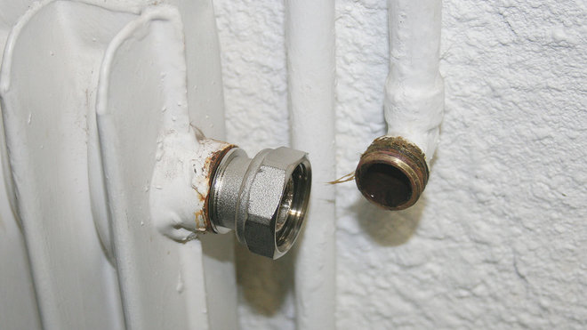 Etape 14 : Le raccord est maintenant en position. Etape 14 : Le raccord est maintenant en position.