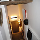 Cet appartement situé dans le 18ème arrondissement de Paris s’étend sur trois niveaux, chacun représentant un lieu de vie.