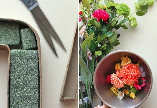 Découper la mousse et la disposer à l'intérieur des lettres.