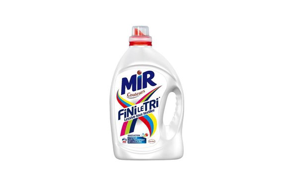 Grâce au nouveau Mir, on peut allègrement mélanger toutes les couleurs de linge sans risquer une lessive catastrophique avec décolorations anarchiques !