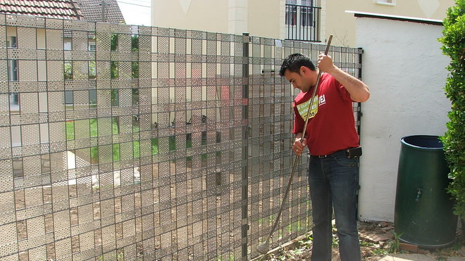 Etape 17 : Vérifiez que le béton est correctement tassé, et laissez sécher.