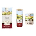 Retrouvez la gamme variée des sels de Camargue en grande surface, dans des packagings élégants : une touche indispensable pour rehausser tous vos plats.