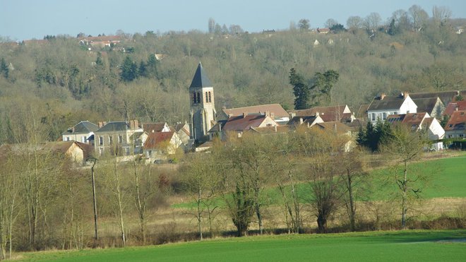 Le château de Pommeuse se trouve sur la rivière Grand-Morin. Si, à l’époque féodale le seigneur percevait un impôt sur les personnes et les denrées qui traversaient cette rivière, aujourd’hui, le château de Pommeuse vous invite au repos et à la sérénité.