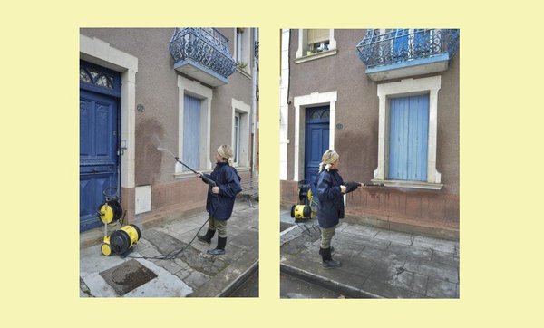 Étapes 1 et 1 bis : Tout d’abord, fermez tous les volets de manière à protéger les fenêtres des projections de peinture. Puis, nettoyez la façade avec un nettoyeur haute pression.