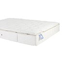 Spécialiste, entre autres des matelas avec ressorts ensachés, le modèle Osmose s'avère particulièrement confortable grâce à 7 zones de confort différenciées, assurant ainsi un soutien de la colonne vertébrale sans faille. L'accueil reste très moelleux grâce à un sur-matelas intégré.