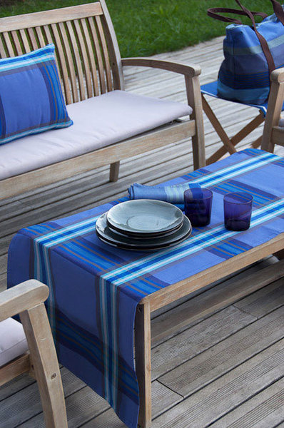 Nappe, serviette, coussin et sac de la collection carreaux Matisse