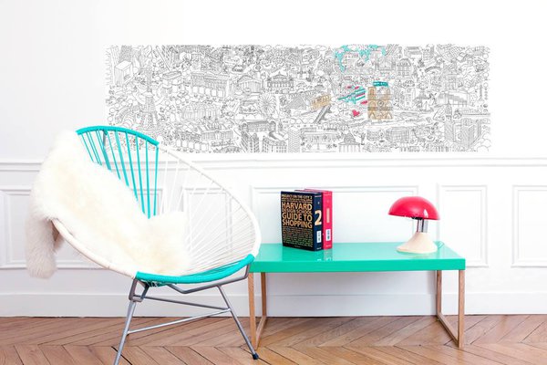 La feuille peut aussi se fixer au mur à hauteur des enfants.