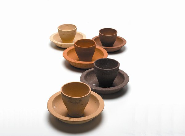 Drawn from Clay, 2006, Lonny van Ryjswyck (2006).